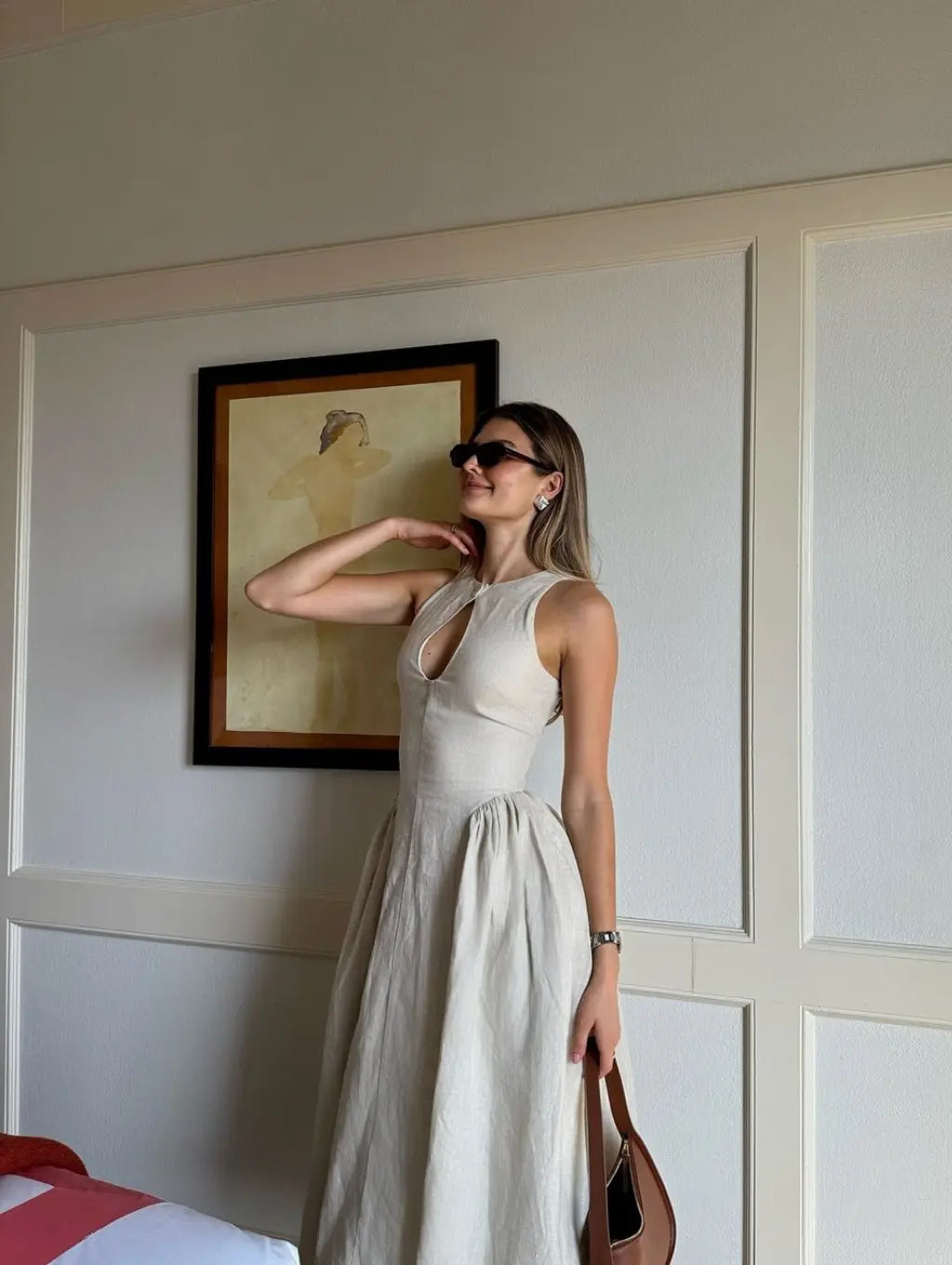 Lina - Keyhole Midi Dress