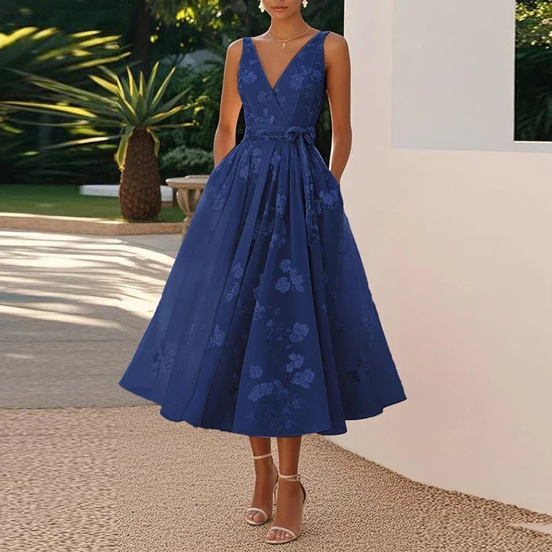Grace - Sleeveless Floral Midi Dress