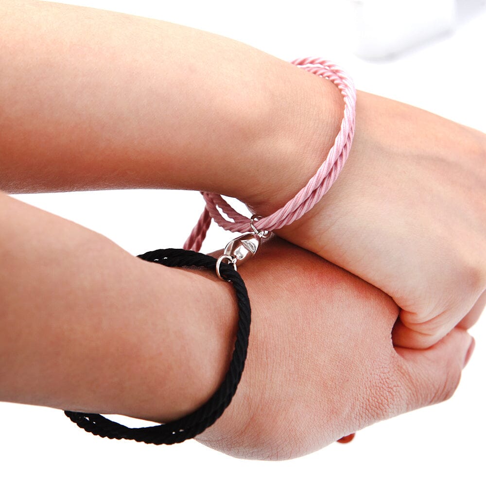 Magnetic Love Bracelets Marcira