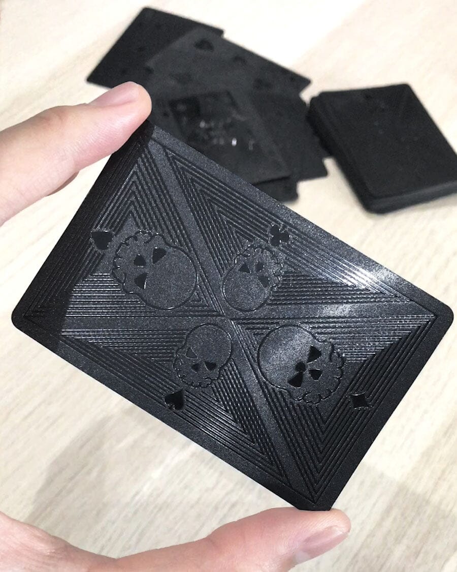 Black Skull Playing Cards manacove