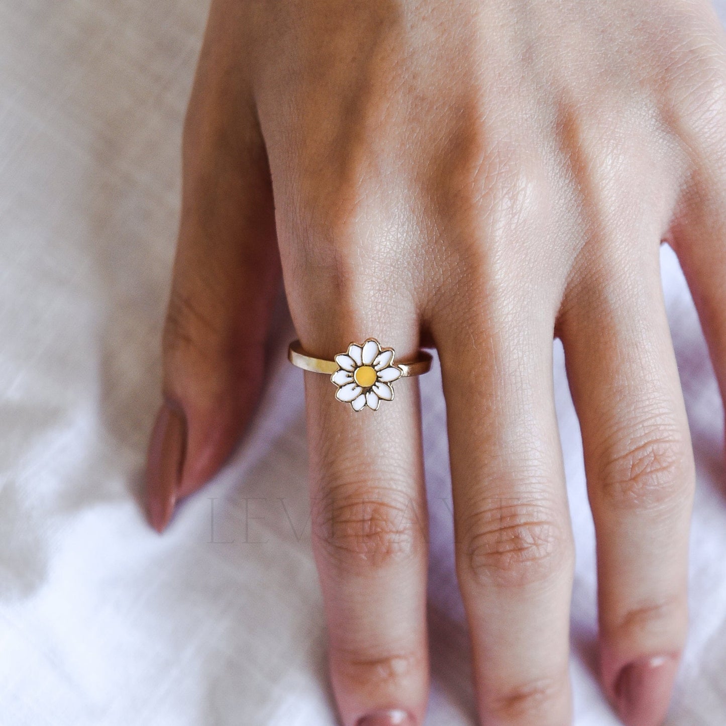 Cute Daisy Fidget Ring Marcira