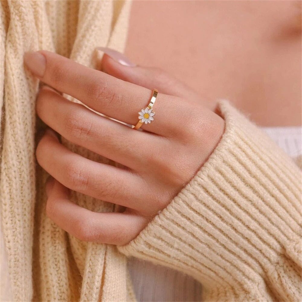 Cute Daisy Fidget Ring Marcira
