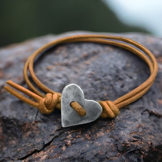Helen - Heart Cord Bracelet
